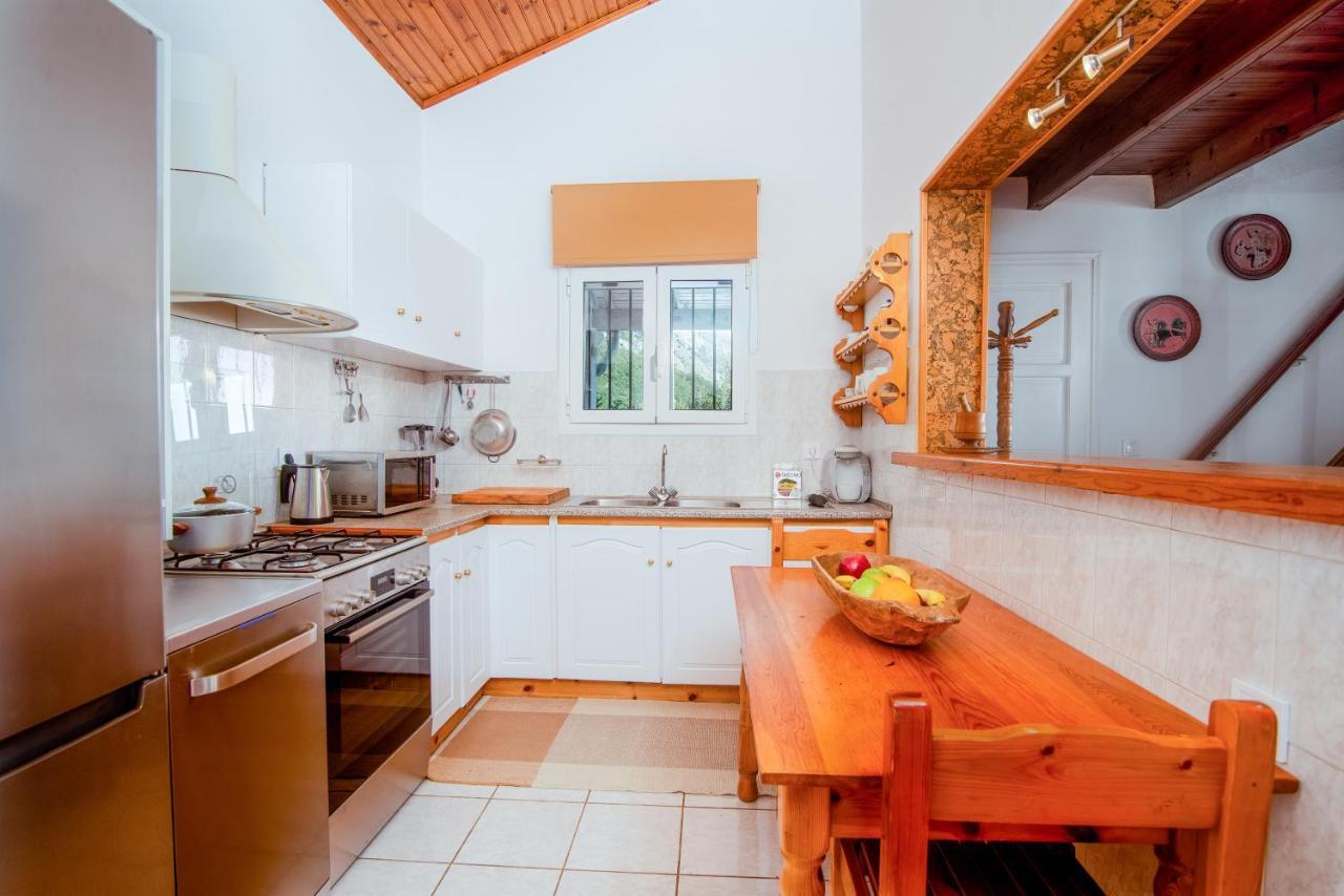 Aphrodite'S Maisonette On Corfu Island บาร์บาตี ภายนอก รูปภาพ